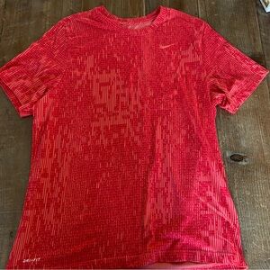 Nike Dri-FIT Red Graphic Athletic Tee XL